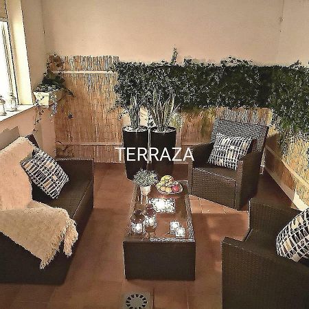 Gigantes Apartment Malaga Exterior photo