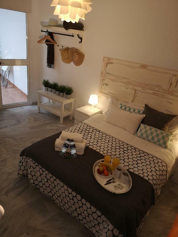 Gigantes Apartment Malaga Exterior photo