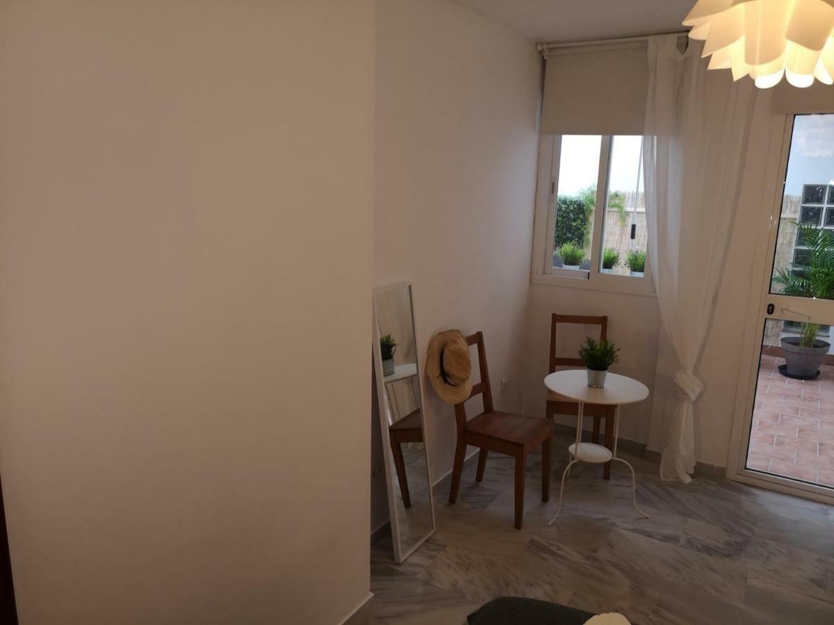 Gigantes Apartment Malaga Exterior photo