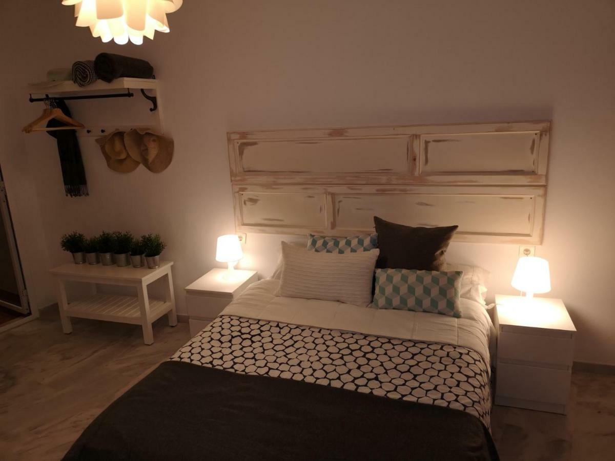 Gigantes Apartment Malaga Exterior photo